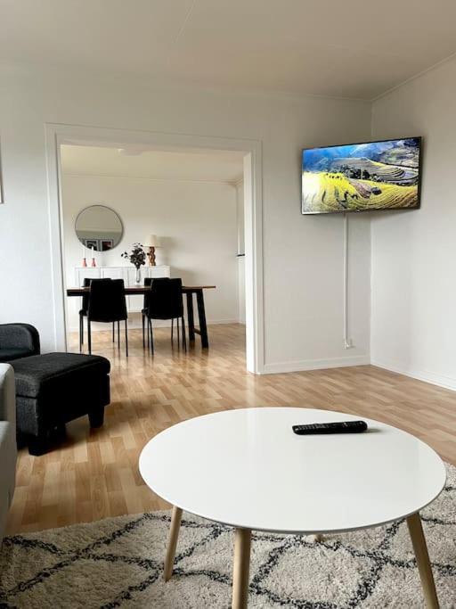 Apartment In The Center Of Torshavn, Free Parking. Luaran gambar